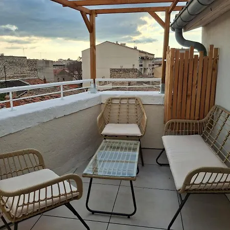 Apartment Cocoo'nimes Avec Terrasse Nimes