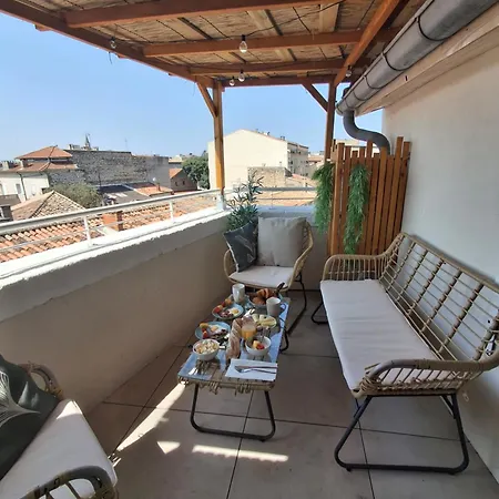 Cocoo'nimes Avec Terrasse 公寓